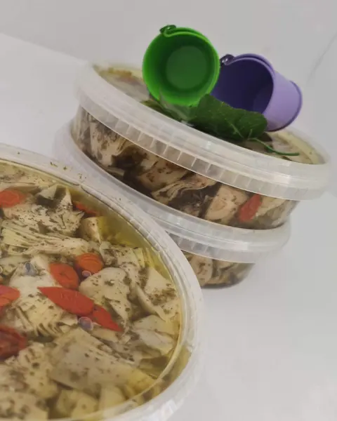 Enginar Salatası